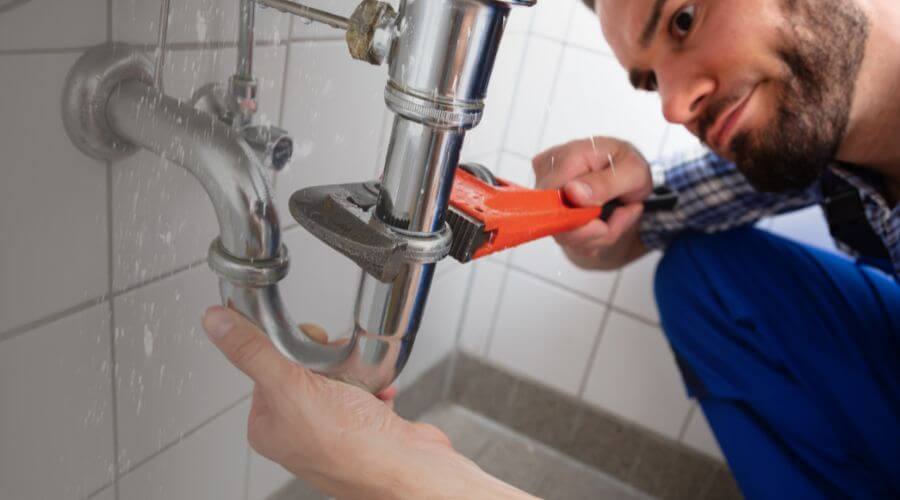 Professional same day plumber services in Geneva, IN